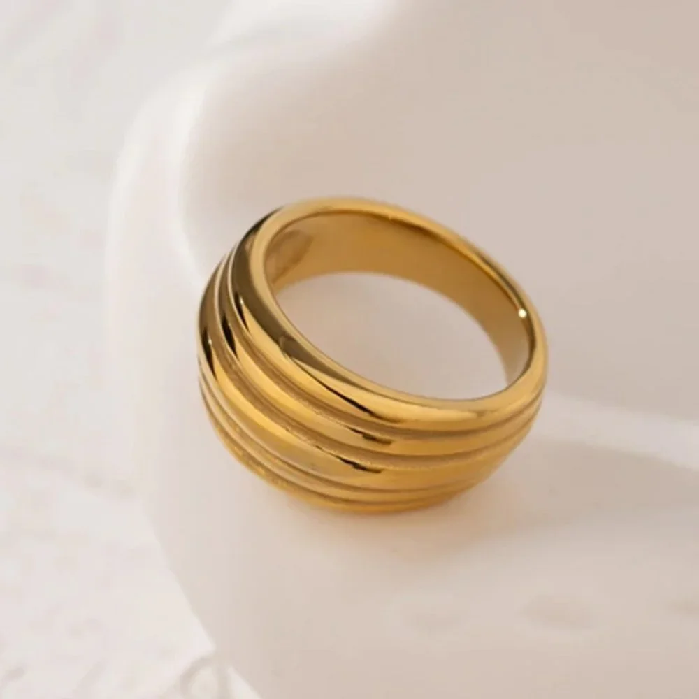 NEW 18K Gold Plated Textured Layer Ring